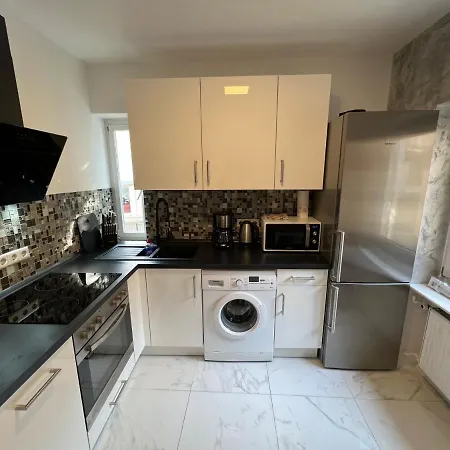 Cozy And Modern 1 Bedroom 3 Apartment Wiesbaden